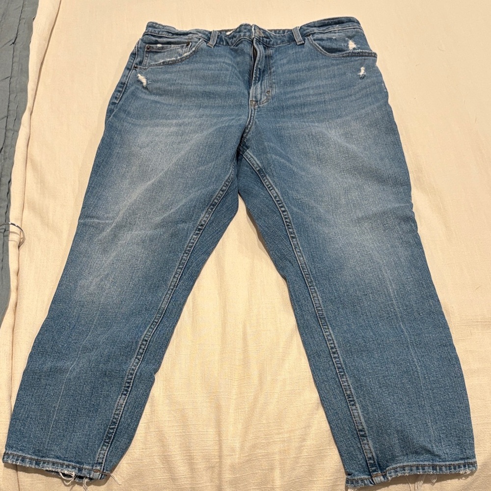 Abercrombie & Fitch The Skinny High Rise Blue Jeans
